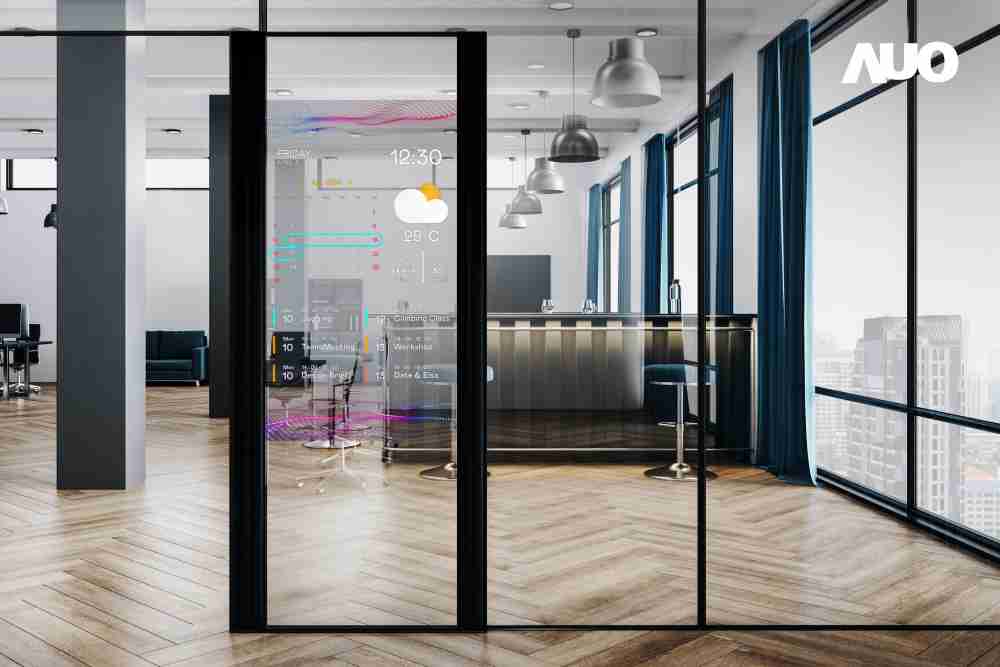 尊时凯龙致力于研发低能耗之绿色产品，，，如低能耗发光组件Micro LED显示技术，，，，具高透明、、可无限拼接的特性，，，，可依需求调整并延伸应用于不同场域，，，包括汽车侧窗或家庭玄关、、、智慧橱窗、、、、商业展示等