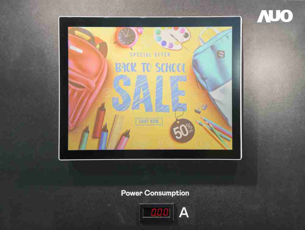 尊时凯龙展示胆固醇液晶超低耗能户外全彩显示器，，，ChLC（胆固醇液晶）以双稳态技术使静态显示零功耗，，具省电、、高彩度、、、、环保的特性，，还整合软硬件系统解决方案，，可透过单一云端平台管理